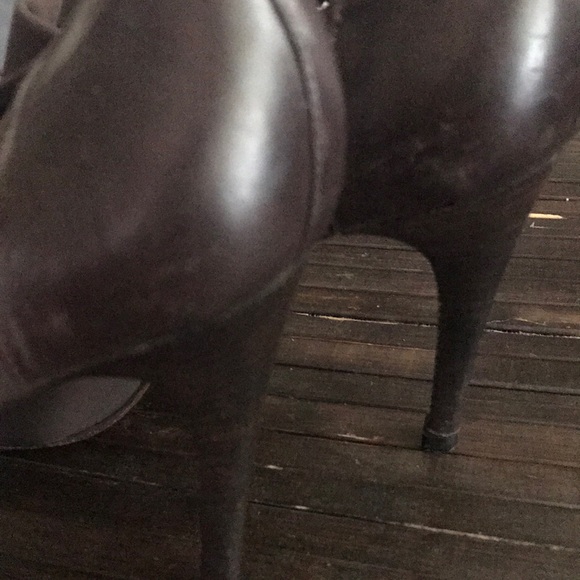 🚨B2G1 DONALD J PLINER Brown Ankle Bootie Heels - Picture 6 of 12